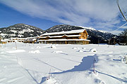 Das Dolomitengolf Hotel & Spa lockt im Winter neben 1a-Events auch mit einer Winterwunder-Landschaft